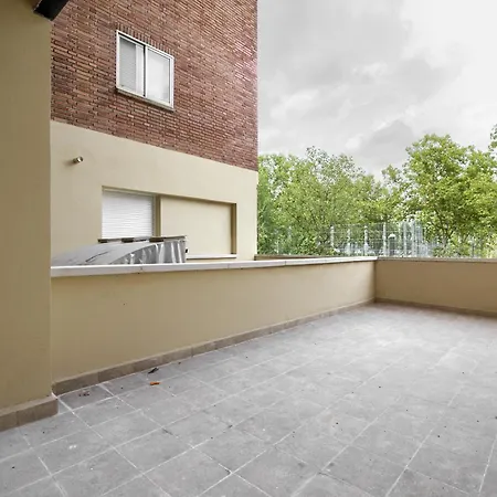 Dobo Madrid Pinar Aptos Temporales Exterior photo