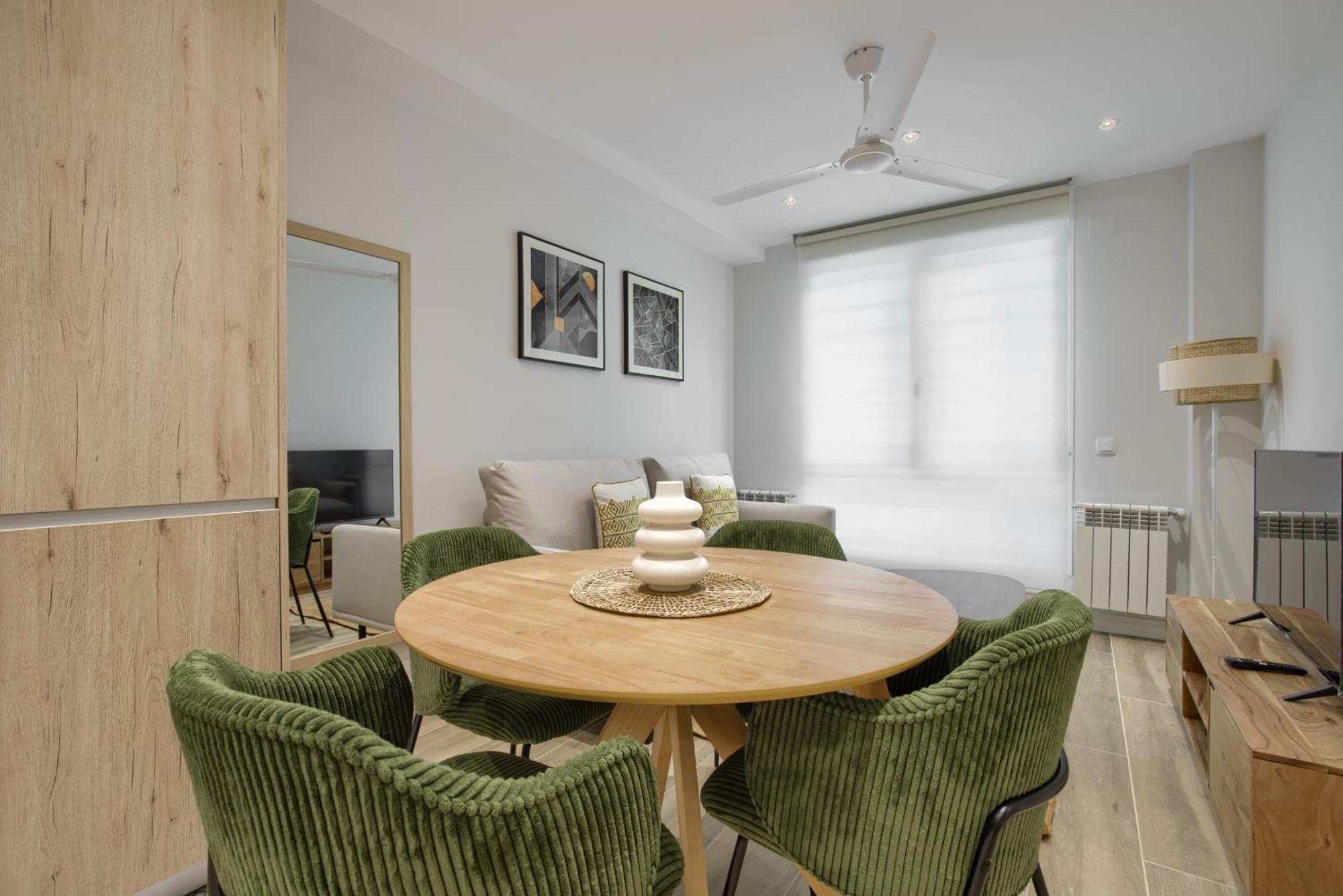 Dobo Pinar Aptos Apartment *
