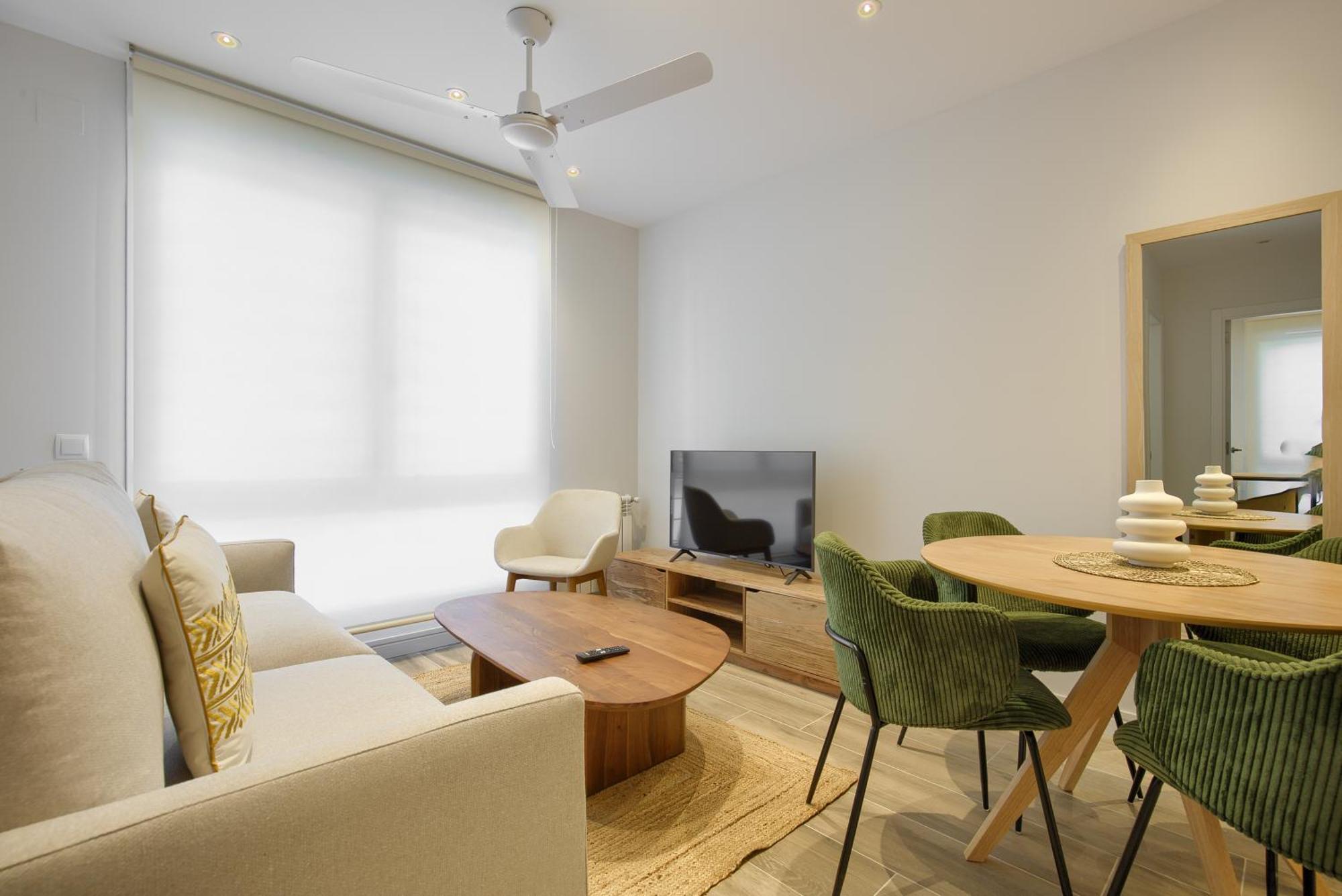 Dobo Pinar Aptos Apartment *